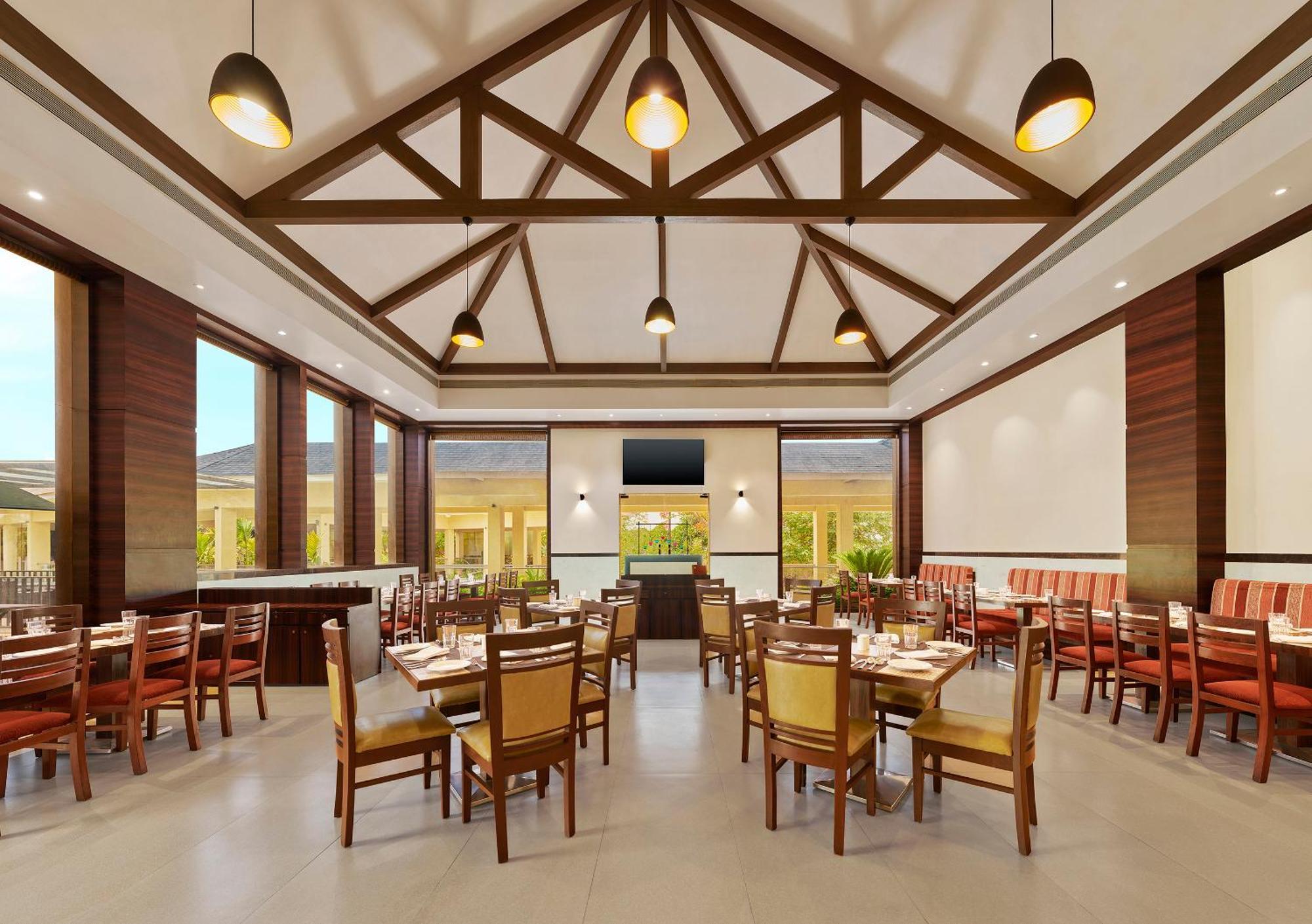 Tropical Retreat By Zuper Hotel Igatpuri Exterior photo